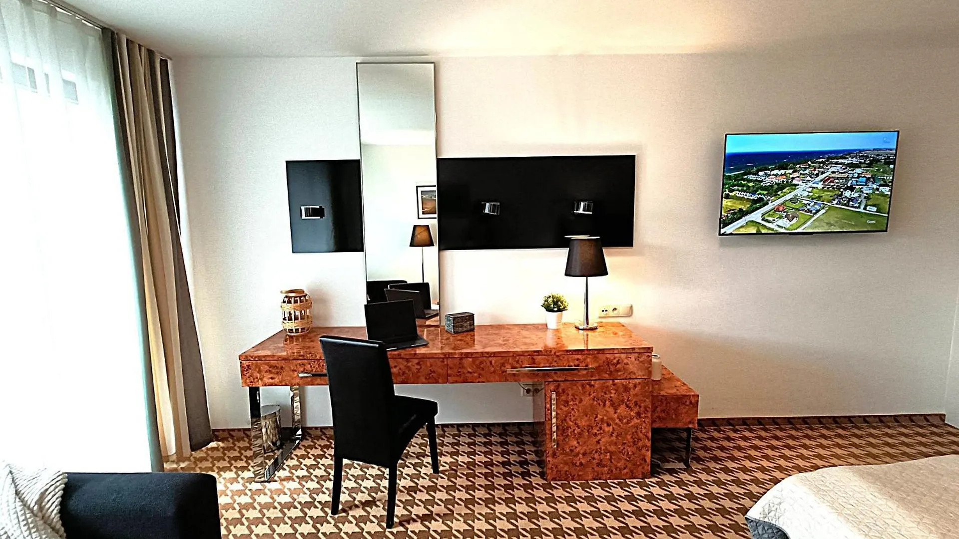 122 W Pieciogwiazdkowym Royal Tulip Sand 200M Plaza Dobruk Apartamenty Romek Kołobrzeg