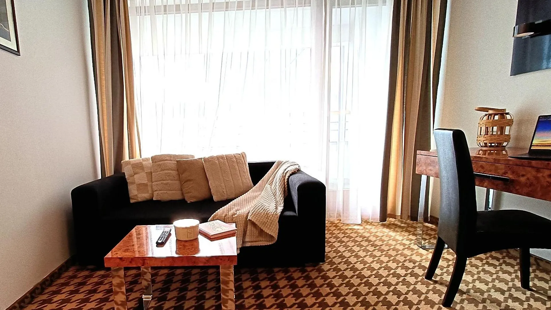 122 W Pieciogwiazdkowym Royal Tulip Sand 200M Plaza Dobruk Apartamenty Romek Kołobrzeg