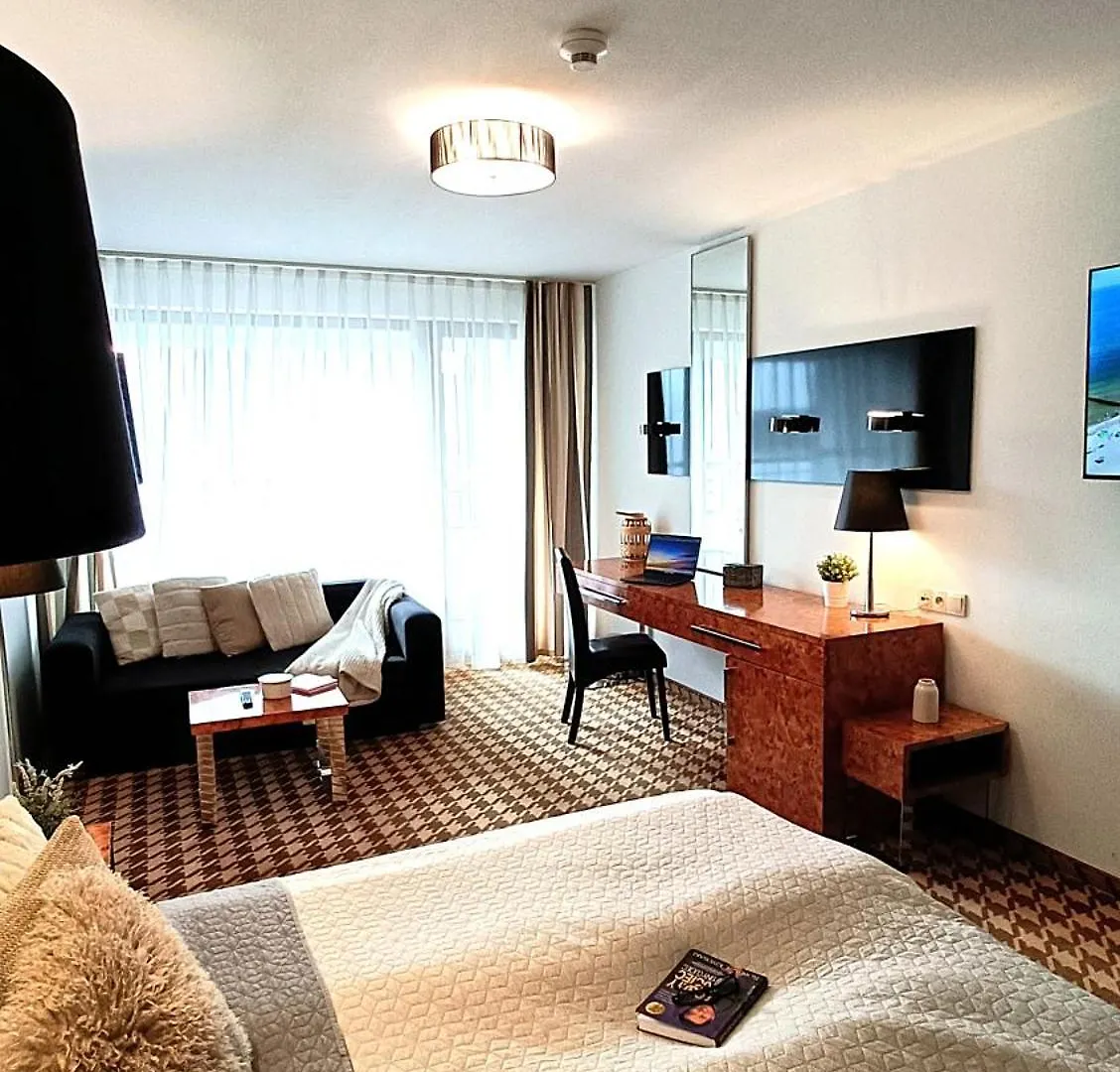 122 W Pieciogwiazdkowym Royal Tulip Sand 200M Plaza Dobruk Apartamenty Romek Kołobrzeg