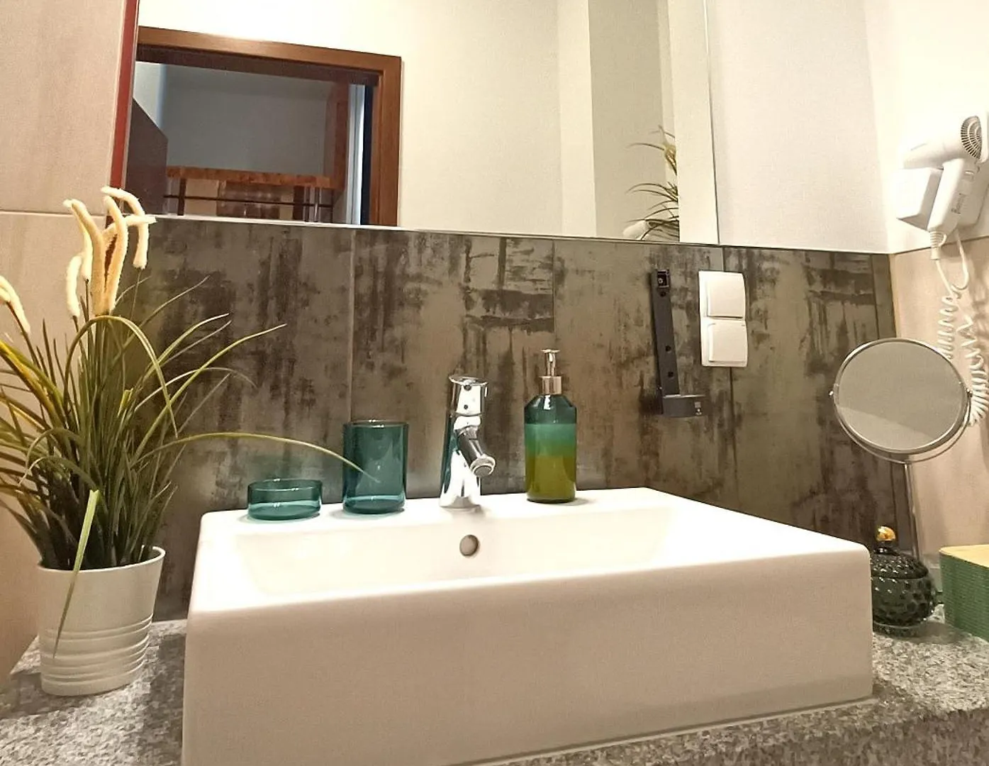 122 W Pieciogwiazdkowym Royal Tulip Sand 200M Plaza Dobruk Apartamenty Romek Kołobrzeg